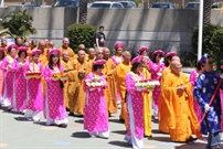 Bấm vào hình để xem slide Show