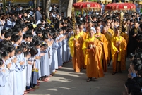 Bấm vào hình để xem slide Show