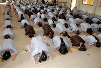 Bấm vào hình để xem slide Show