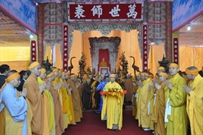 Bấm vào hình để xem slide Show