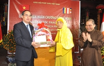 Bấm vào hình để xem slide Show