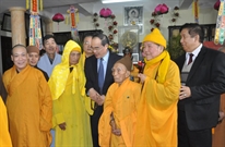 Bấm vào hình để xem slide Show