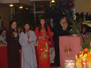 Bấm vào hình để xem slide Show