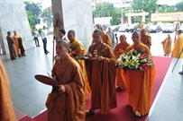 Bấm vào hình để xem slide Show