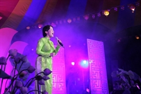 Bấm vào hình để xem slide Show
