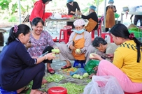 Bấm vào hình để xem slide Show