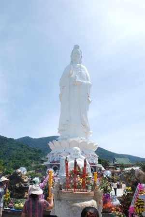 Khánh thành tượng Phật Quán Thế Âm cao nhất nước