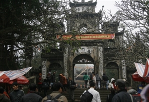 Khai hội chùa Hương xuân Nhâm Thìn