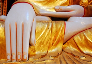 Đức Phật và cô gái điên