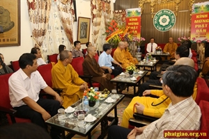 Hà Nội: Lãnh đạo Giáo hội đón tiếp các đoàn chúc mừng Phật Đản 2015