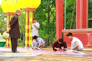 Ninh Bình: Không khí náo nhiệt của Vesak đã về chùa Bái Đính