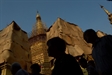 Dát vàng lại một bảo tháp Phật giáo