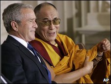 100218071309_bush_dalai_ap_jpg.jpg