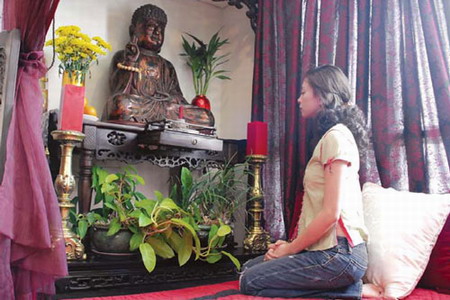 Những mỹ nhân nương nhờ cửa
Phật