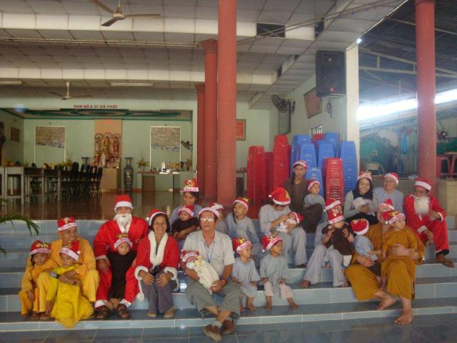 Anh 1 - Tinh xa Buu Son don Noel.jpg