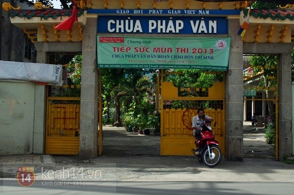 TP HCM: Sĩ tử lên thi, thành “VIP” miễn phí 1