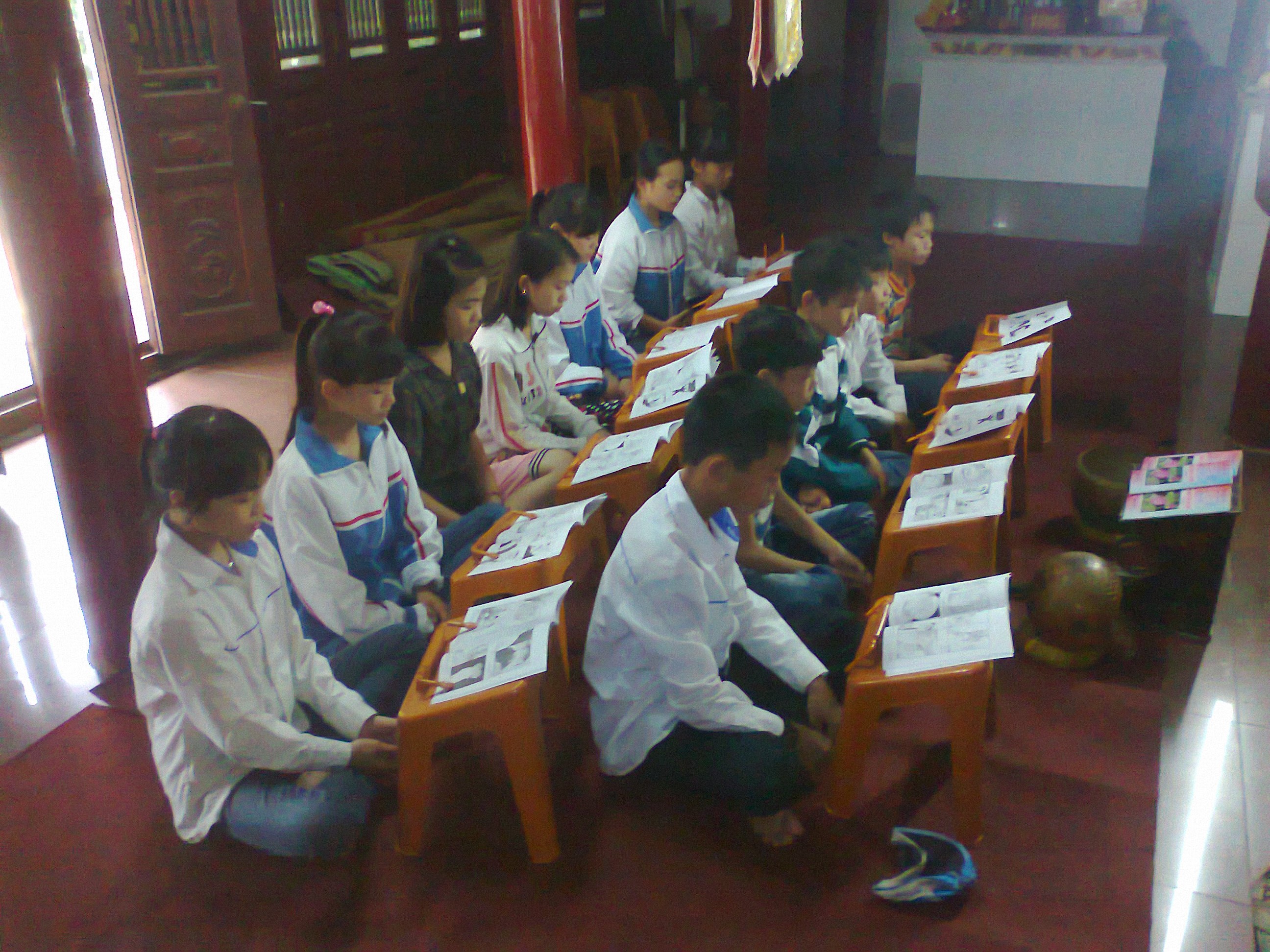 Hinh1090.jpg
