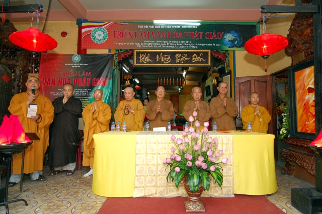 Lễ khai mạc triển lãm và hội chợ văn hóa phẩm Phật giáo.