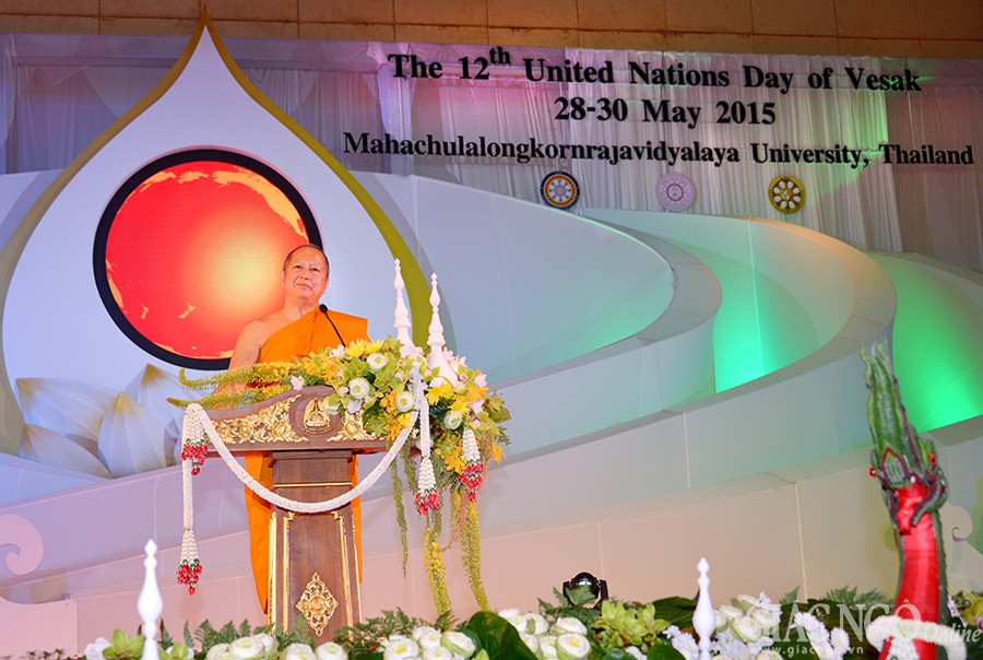 Khai mac Vesak 2015 (13).jpg