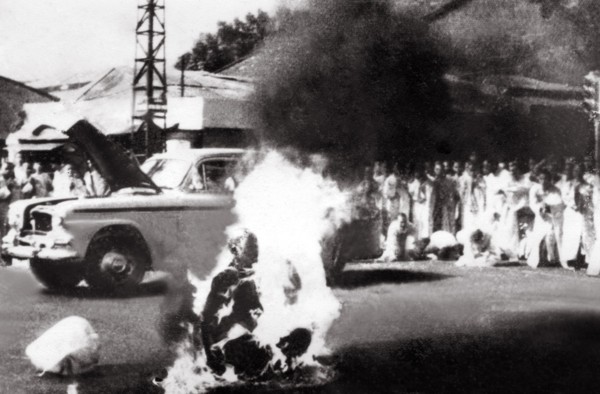 BO TAT QUANG DUC NEW.jpg