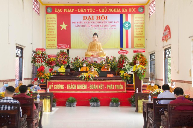 Cà Mau: Đại hội đại biểu Phật giáo huyện Phú Tân lần thứ III, nhiệm kỳ 2021-2026 ảnh 1