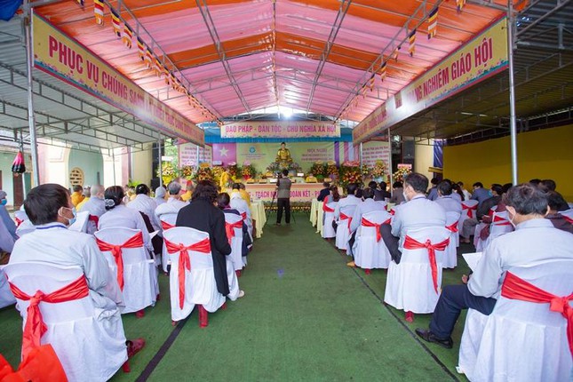 Hội nghị tổng kết hoạt động Phật sự, chuẩn y nhân sự Ban Trị sự GHPGVN huyện Phú Ninh (2021-2026) ảnh 3